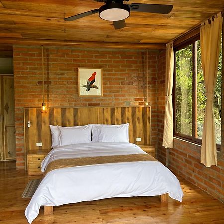 Piripe Wellness Lodge Pacto Buitenkant foto